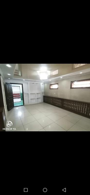 Продажа коттеджей и домов: Продаётся дом плюс участок в районе рынка Баят. Общая площадь дома 140 — 2