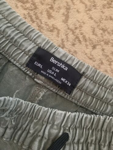 Şalvarlar: Hamısı birlikdə 20 mnt. Təmizdilər, cırığı söküyü yoxdu 4 şalvar, bir — 11