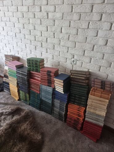 Художественная литература: Книги в отличном состоянии