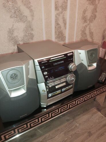 Musiqi mərkəzləri: Samsung musigi merkezi. 3 SD Chengerli musigi merkezi satiram. 3 sd -da lalafo.az — 7 Musiqi mərkəzləri: Samsung musigi merkezi. 3 SD Chengerli musigi merkezi satiram. 3 sd — 7