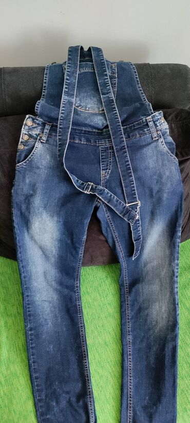 zenski jeans br: Zenske tregercice Conto Bene,par puta obuvene,kao nove. br 27/33 1400