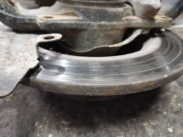 Auto delovi: Glavcina levog prednjeg tocka Lada 2121,21213 Niva 24mm br.5. Polovna — 7