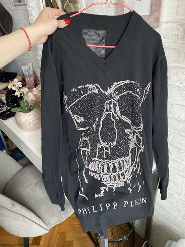 duks nov xl: NOV, PHILIPP PLEIN muski duks. Velicina odgovara za XL. Skroz nov