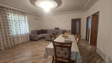 rahat emlak: 4 otaqlı, 100 kv. m, Kredit yoxdur, Orta təmir — 6