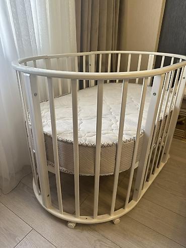 Beşiklər: Oval formalı uşaq beşiyi və ortopedik döşək - Rəng: krem/ivori - — 3