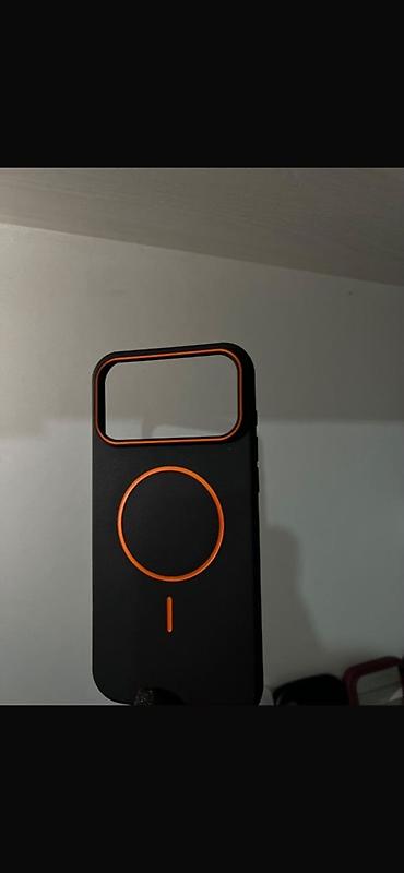 Чехол для смартфона новые не бу 
Новый