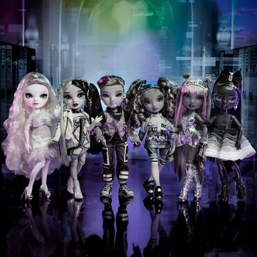 дома для кукол: Куклы Shadow High первой серии размер кукол - 28 см в черно белом