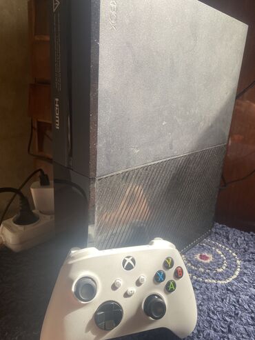 freeboot xbox 360: Salam Əlim Yandı XBOX ONE FAT SATILIR 1trb Yatdaş icində tannmış
