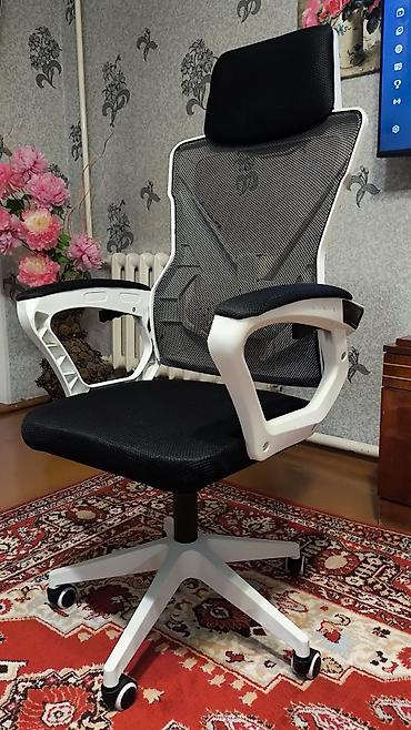 калыс ордо 1: Оюн үчүн кресло, Колдонулган, Дөңгөлөктүү — 1