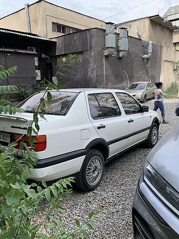 sprinter rex: Volkswagen Vento: 1993 г., 2 л, Механика, Бензин, Седан — 4