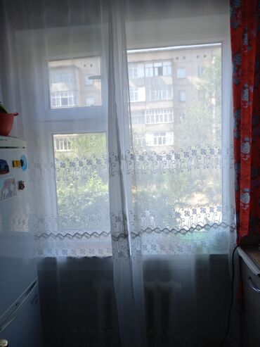 сниму квартиру жал: Продается 3 комнатная квартира, г. Токмок, 3 мкрн 26дом на первом