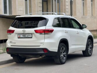 Toyota: Toyota Highlander: 2018 г., 3.5 л, Автомат, Бензин, Внедорожник — 7