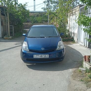 ilkin odenis 1000 azn olan masinlar 2022: Toyota Prius: 1.4 l. | 2008 il | Hetçbek