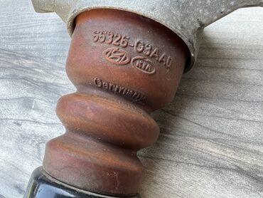 Амортизаторы, пневмобаллоны: Задний амортизатор Hyundai 2020 г., Б/у, Оригинал, США — 6