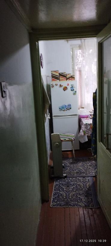 Квартиры: 3 комнаты, 59 м², 1 этаж, Старый ремонт — 1