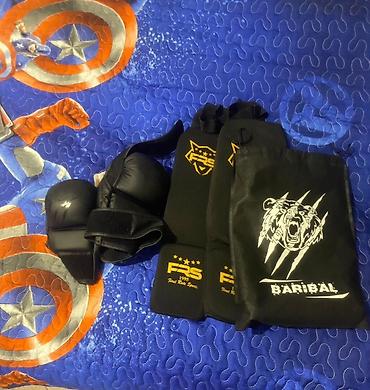 kink boks: İkisi biyrerde hecvaxt islenilmeyb Kickboks/Muay Thai üçün qoruyucu — 1