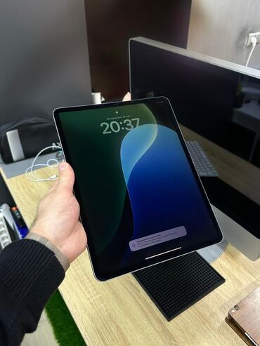 Kompüter, noutbuk və planşetlər: İşlənmiş Apple iPad Pro, 12,9", 256 GB, Ünvandan götürmə, Rayonlara çatdırılma