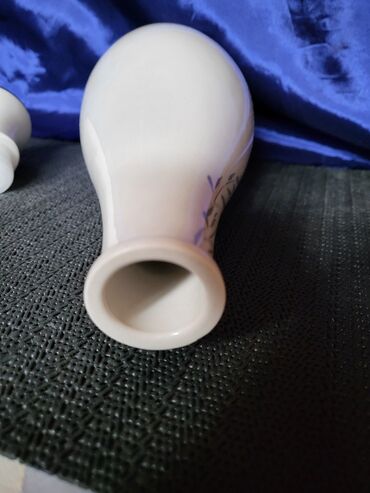 Čaše: Porcelanska nova,vintaz flasa za pice dihtujuca. Diht flasa,sve na — 3