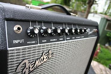 Audio: Fender SUPER CHAMP X2 Сombo gitar ucun amfi Elave elanlarimizi gormek — 2