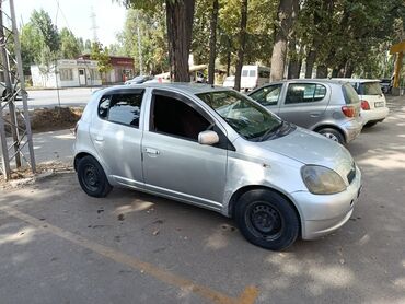 Toyota: Toyota Vitz: 2000 г., 1 л, Автомат, Бензин, Хэтчбэк