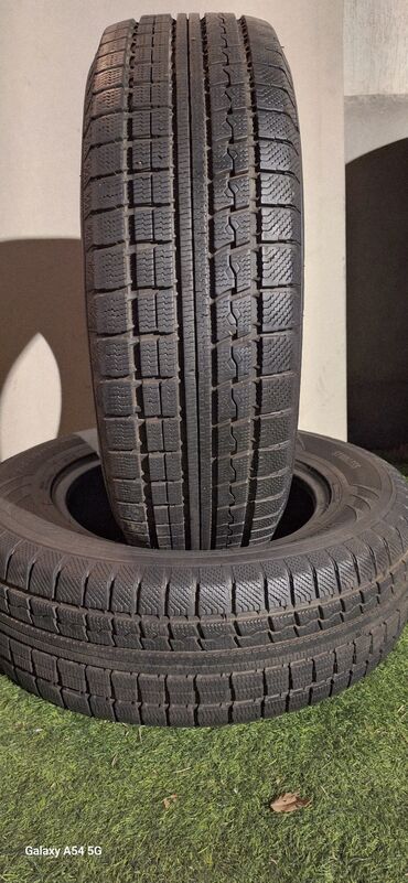 центр шины: Шины 215 / 70 / R 16, Зима, Б/у, Пара, Легковые, Япония, Toyo