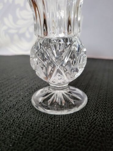 Vaze i saksije: Vaza, Novo — 6