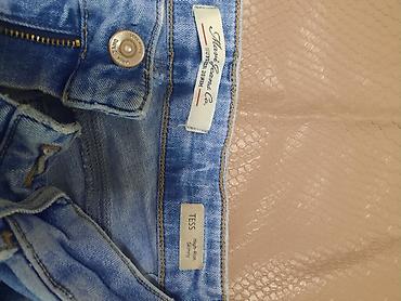 Брюки: Джинсы, штаны под кожу, рубашка. каждая вещь по 400с. состояние — 4