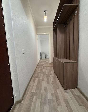 комната 1: 1 комната, 32 м², Дордой Плаза ТРЦ 104 серия, 1 этаж, Свежий ремонт — 3