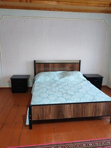 Günlük kirayə evlər: 200 kv. m, 4 otaqlı — 13