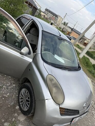 runx alex: Nissan Март: 2004 г., 1.3 л, Автомат, Бензин, Седан