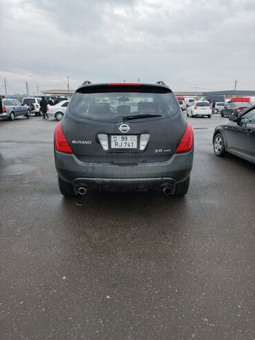 Nissan: Matoru vurub yigdirmaq lazim di Xüsusiyyətlər: - Kuzov: qara rəngli — 10