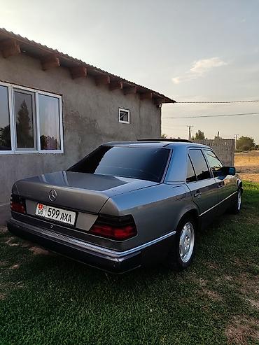 холодильник для автомобилей: Mercedes-Benz E-Class: 1990 г., 2 л, Автомат, Бензин, Седан — 4