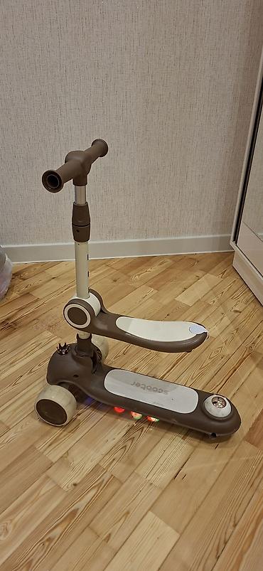 oturacaqlı scooter: Uşaqlar üçün çoxfunksiyalı skuter təqdim olunur. Model “Scooter” — 2