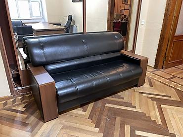 Ofis dəst mebeli: Ofis Mebel Dəsti - TƏCİLİ SATILIR Daxildir: - Rəhbər masası (1 ədəd) — 9