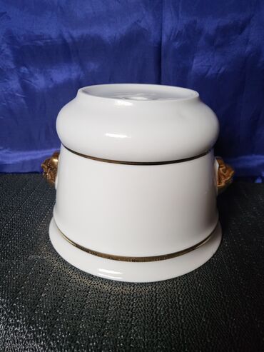 Ostali kućni dekor: Saksija nova Vohenstrauss J.Seltmann Bavaria. 1950g +. Porcelanska — 9