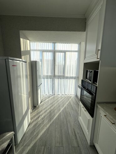 Продажа квартир: 3 комнаты, 65 м² — 3