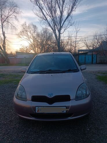 Toyota: Toyota Vitz: 1999 г., 1.3 л, Автомат, Бензин