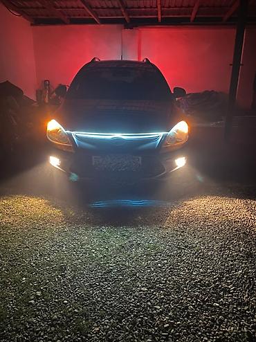 Hyundai: Hyundai i30: 1.4 l | 2011 il Universal — 4