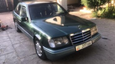 Mercedes-Benz: Mercedes-Benz W124: 1993 г., 3.2 л, Механика, Бензин, Седан