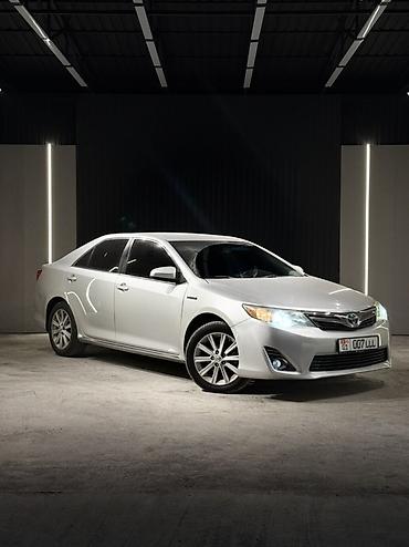 Toyota Camry: 2012 г., Автомат, Седан