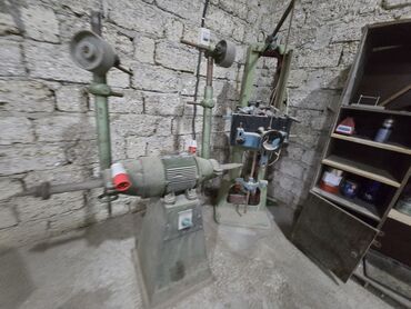 Sex, zavod və fabriklər: Mebel Sexi ( Taxta Sexi ) Arendaya (İcarəyə) Verilir. 110kv. Hündürlük — 5