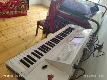 xiomi 10 t: KORG M3 256 RAM SUPER VEZYETTEDI HEC BIR PROBLEMI YOXDU USTRMEN TEZE