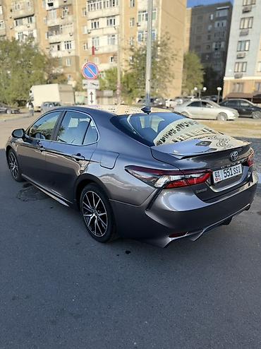 Toyota: Toyota Camry: 2021 г., 2.5 л, Автомат, Бензин, Седан — 6