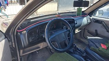 john dere: Volkswagen Passat: 1990 г., 1.8 л, Механика, Бензин, Седан — 5