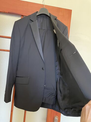 мужская одежда в баку: Костюм 4XL (EU 48), цвет - Черный
