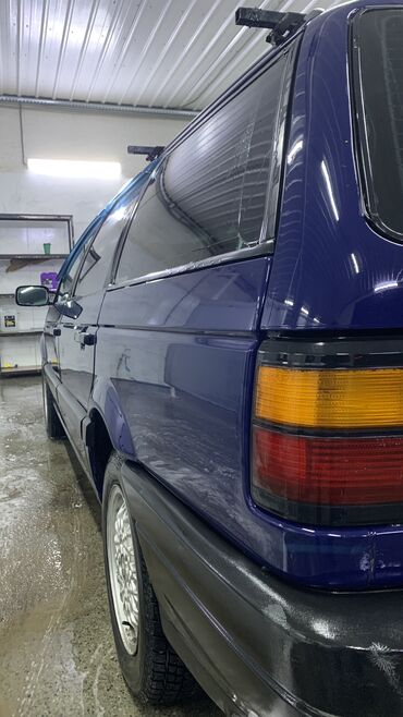 Volkswagen: Volkswagen Passat: 1990 г., 1.8 л, Механика, Бензин, Универсал — 6