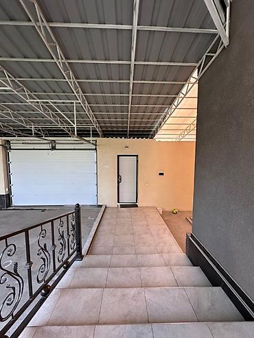 Продажа коттеджей и домов: 🏡 Продается элитный особняк на первой линии в районе Ынтымак! •	370 — 25