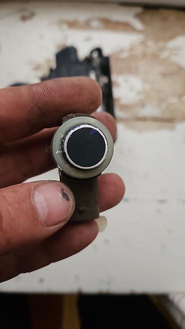 park radarı: VW AG parktronik/radar sistemi üçün hissələr dəsti Tərkib: - — 3