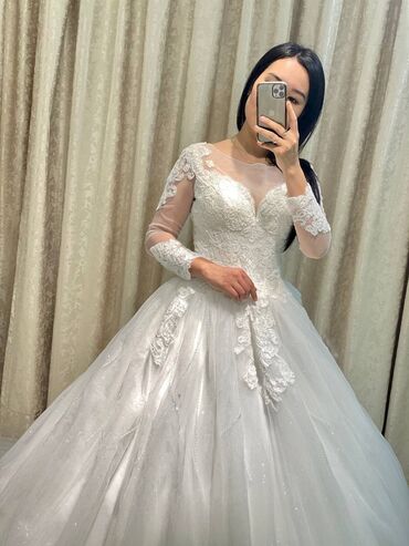 свадебные платья мусульманские: Распродажа свадебных платьев
 от 3 тыс до 10 тыс сом