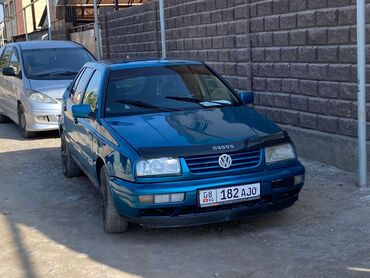 задняя камера для автомобиля: Volkswagen Vento: 1994 г., 1.8 л, Механика, Бензин, Седан